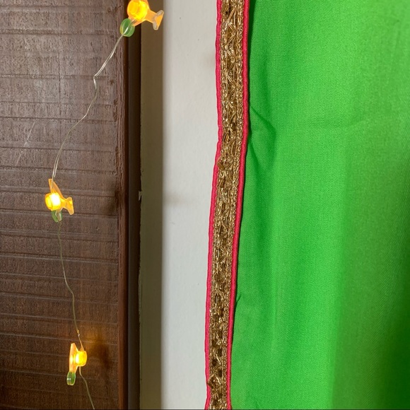 🤩 PADDED DEEP NECK Stitched Kurta in Parrot Green Colour - Picture 7 of 17